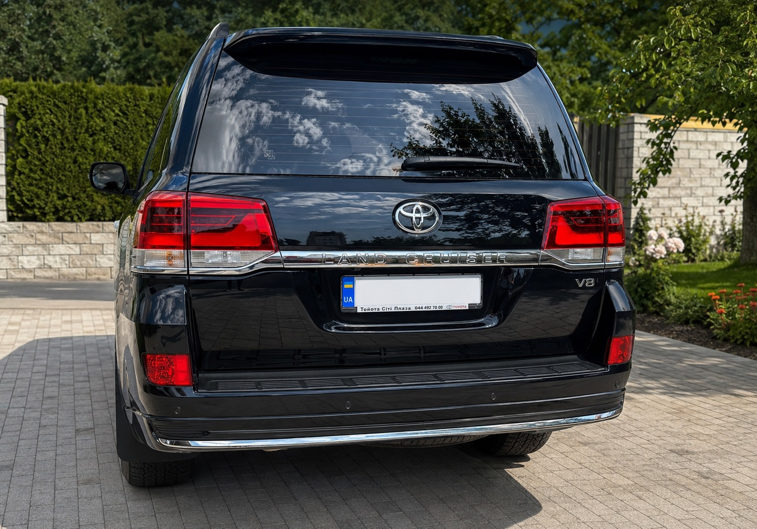 Комплект обвісів 2016-2021 (Executive 2019) Білий колір для Toyota Land Cruiser 200 рр