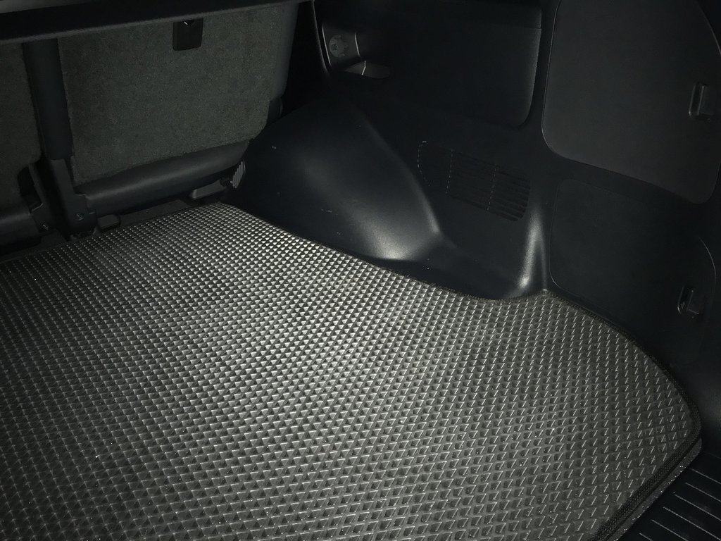 Килимок багажника V-1 (EVA, 5 місць, чорний) для Lexus LX570/450d