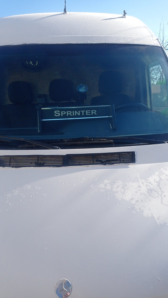 Полиця на панель (1995-2000, Чорна з червоною ниткою) TDI (на панель) для Mercedes Sprinter W901/902/903/904/905 рр