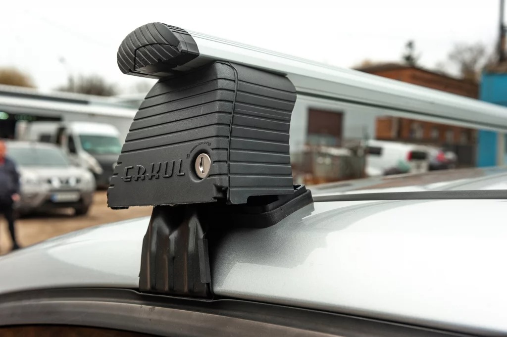 Автобагажник Ercul V4 (хром, пара) для Daewoo Lanos