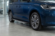 Бокові пороги Bosphorus Grey (2 шт., Алюміній) Стандартна база Ford Connect 2021- рр.