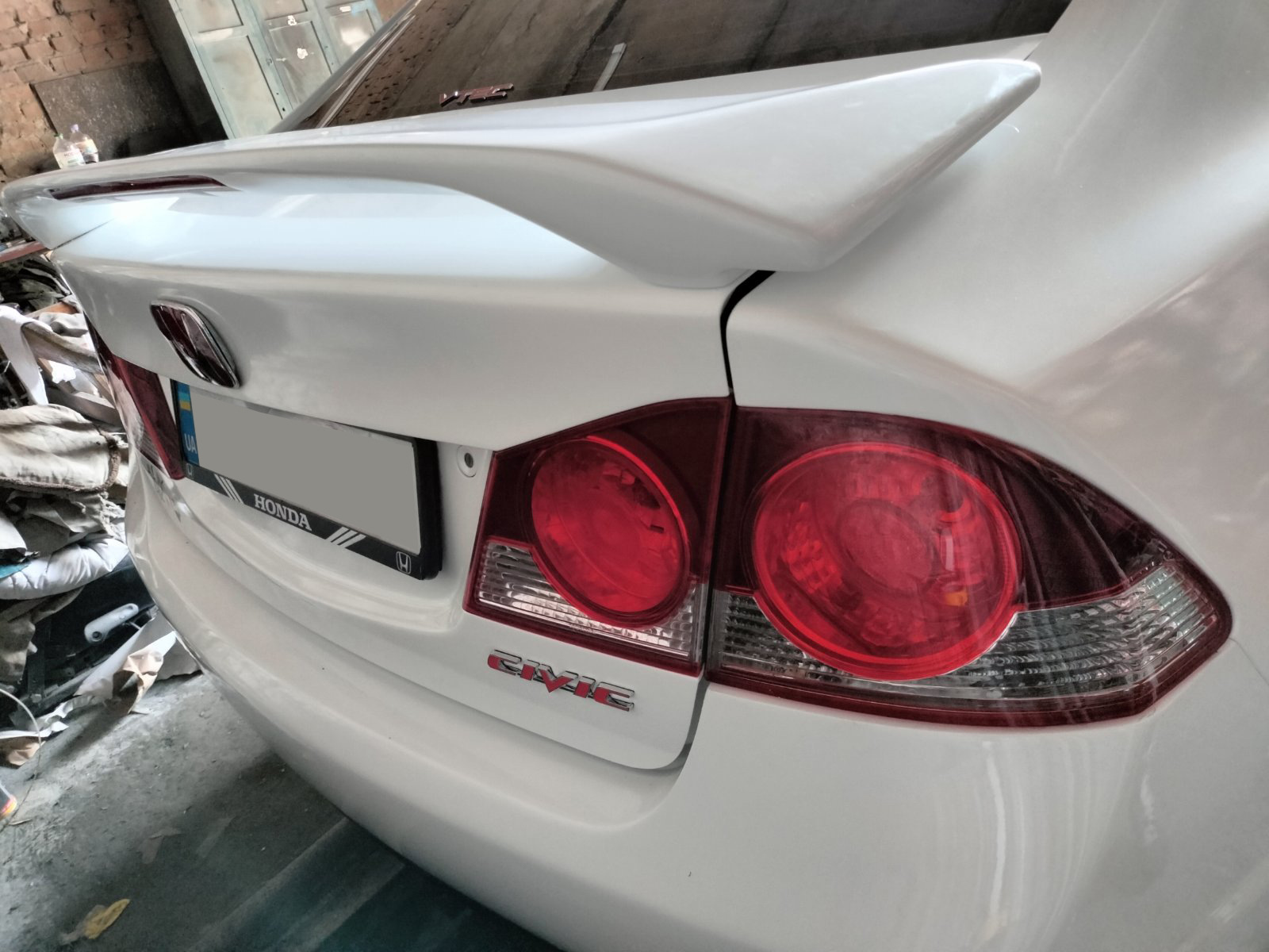 Спойлер Исикли (під фарбування) для Honda Civic Sedan VIII 2006-2011 рр