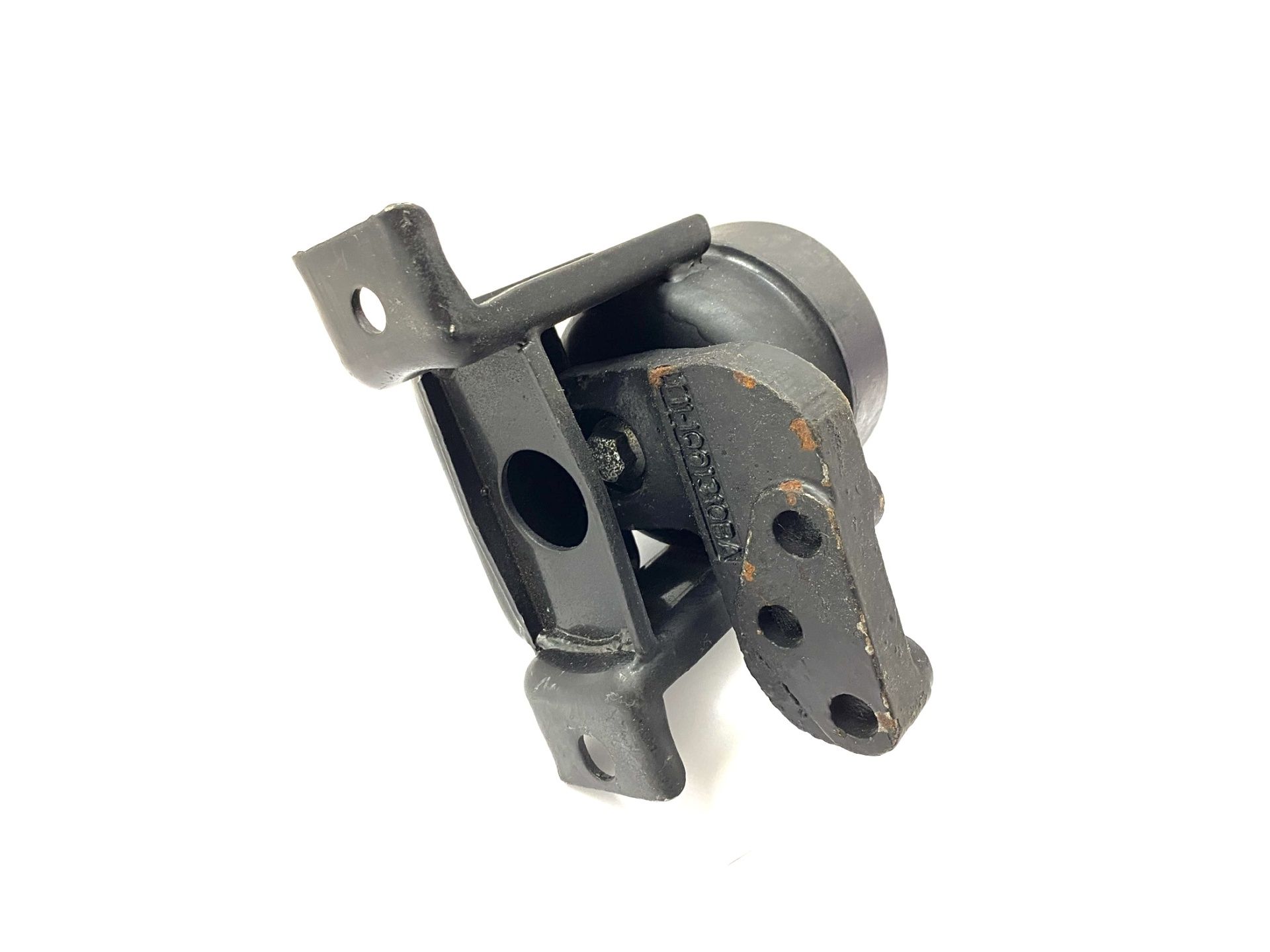 Подушка двигуна R 1.6/1.8 Chery Tiggo KLM