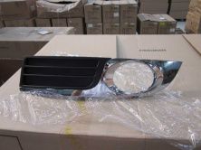 Накладка протитуманної передньої фари L Geely EC-8