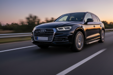 Бокові пороги Vision New Grey (2 шт., Алюміній) Audi Q5 2017-2025 рр.