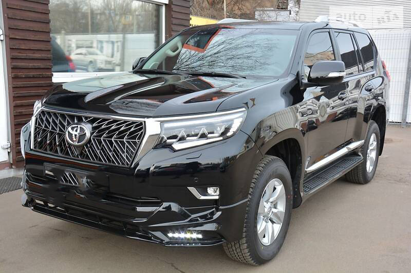 Накладки на передній і задній бампер TRD (2017-) Білий колір для Toyota Land Cruiser Prado 150 2009-2023 рр