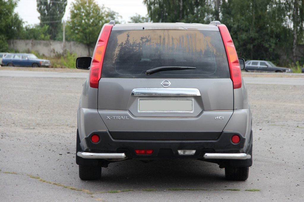 Задні кути AK003 (2 шт., нерж.) для Nissan X-trail T31 2007-2014рр