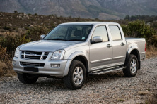 Бокові пороги RedLine (2007-2012, 2 шт., Алюміній) Isuzu D-Max 2002-2011 рр.