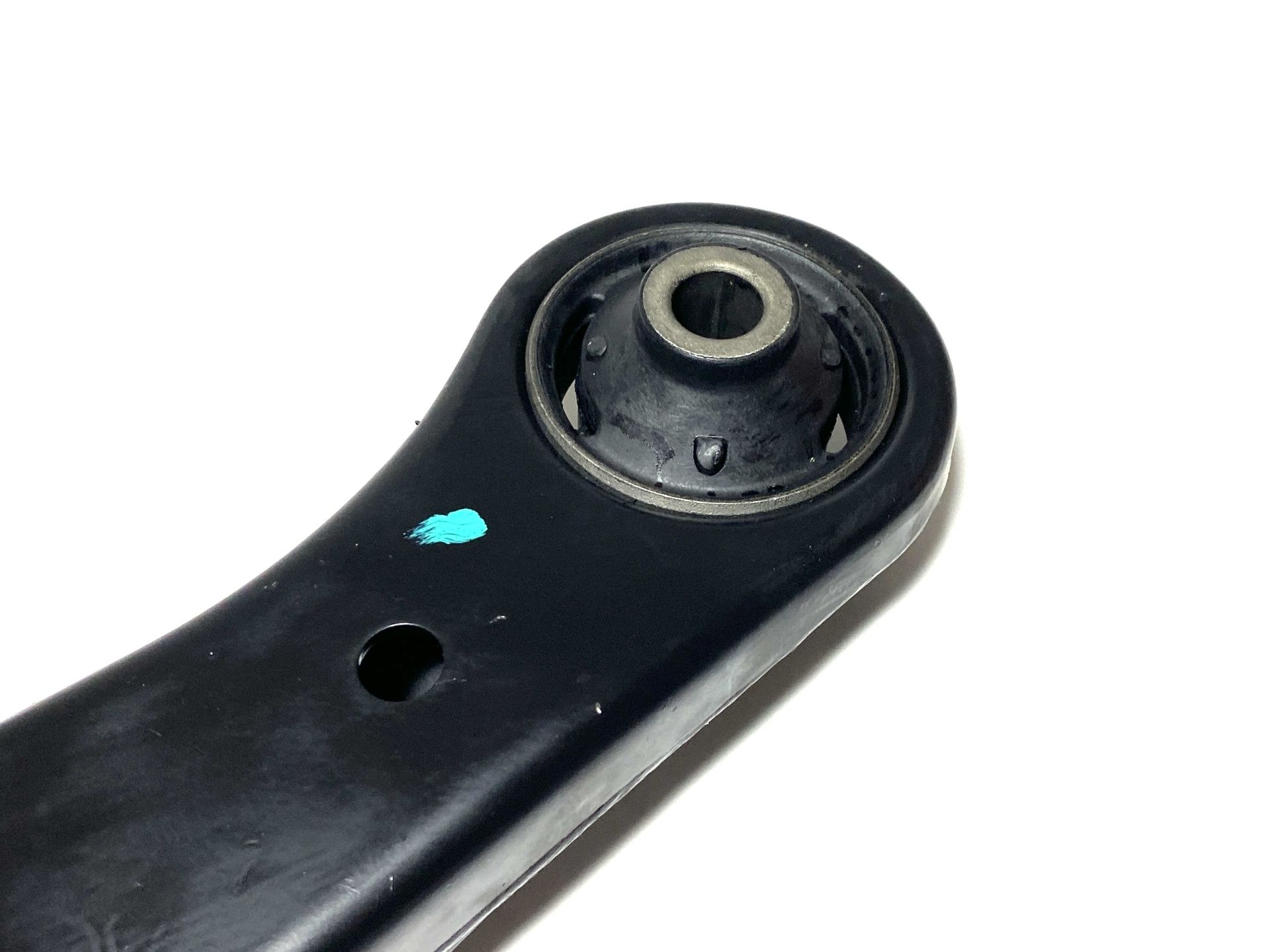 Важіль передній R Chery Elara/E5 ETS