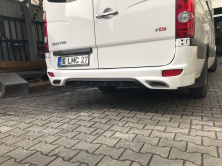 Накладка на задній бампер V2 (під фарбування) для Volkswagen Crafter 2006-2016 рр