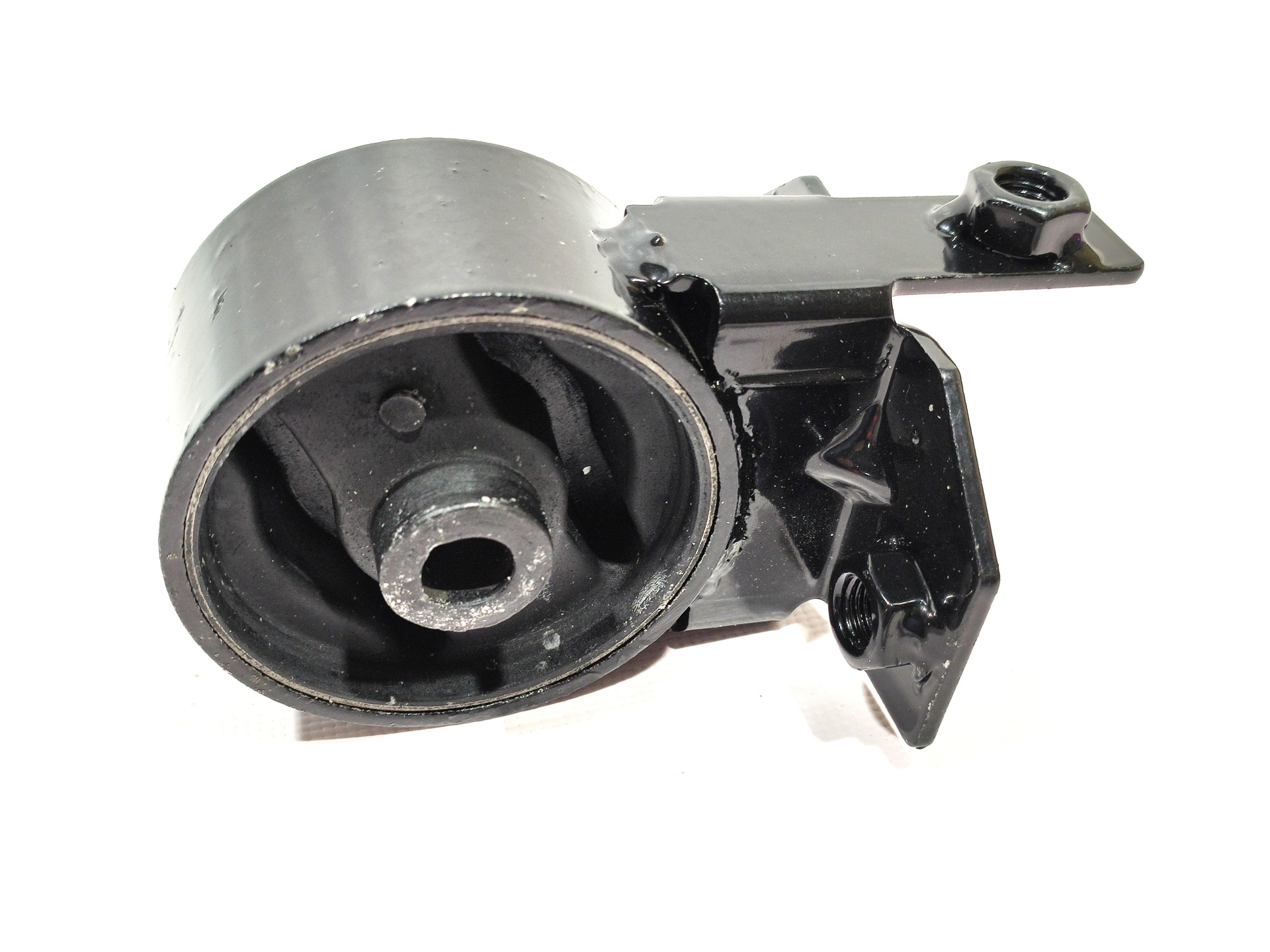 Подушка двигуна передня Chery Jaggi KLM