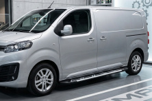 Бокові пороги Sunrise (2 шт., алюміній) XS – Коротка база Peugeot Expert 2017- рр.
