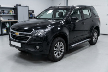Бокові пороги Vision New Black (2 шт., Алюміній) Chevrolet Trailblazer 2012-2019 рр.