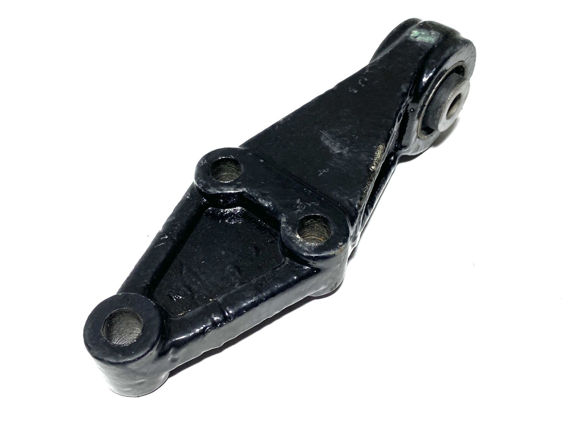 Подушка двигуна ззаду верхня Chery M11 KLM