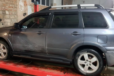 Бічні труби Black (2 шт., нерж) Mitsubishi Outlander 2001-2006 рр.