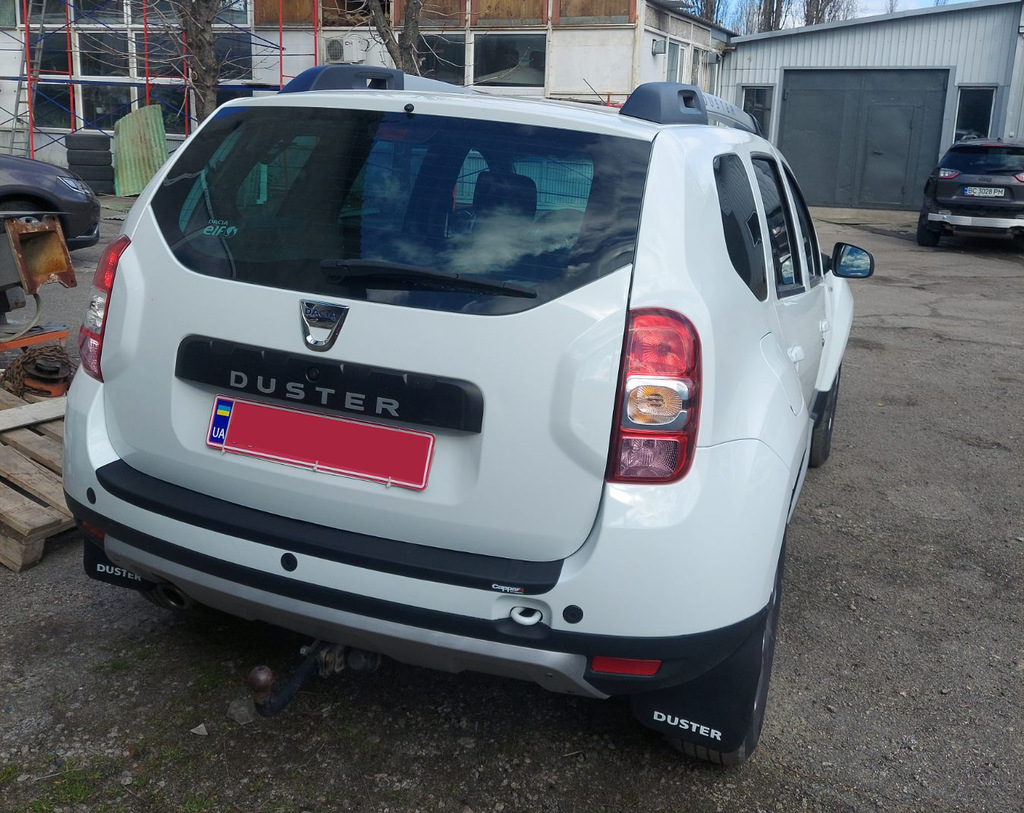 Накладка на задній бампер EuroCap (ABS) для Renault Duster 2008-2017 рр