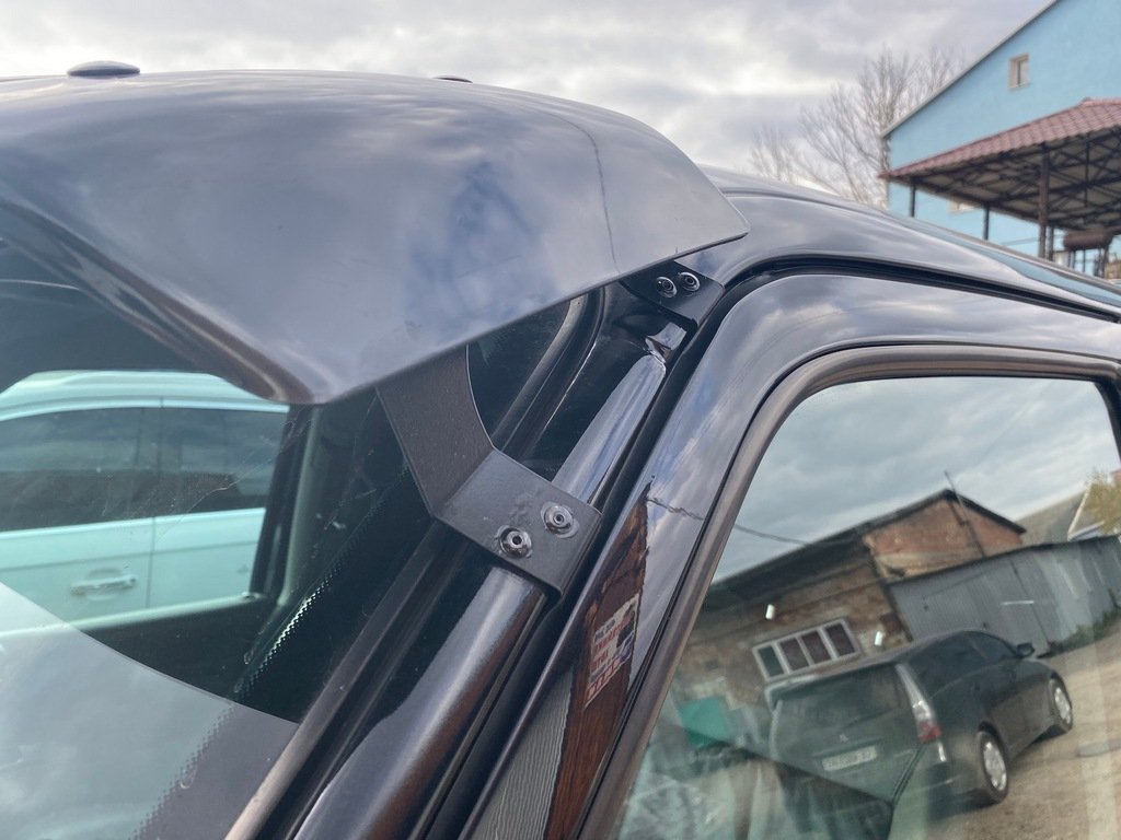 Козирьок на лобове скло (чорний глянець, 5мм) для Volkswagen T4 Caravelle/Multivan 1990-2003 рр