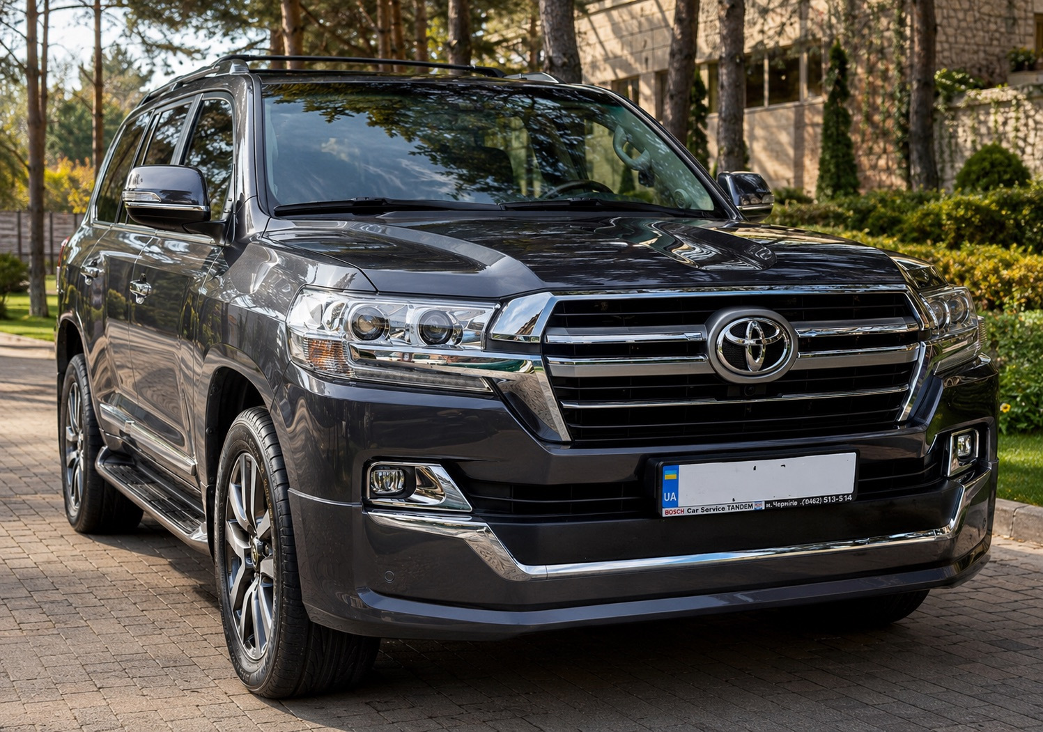 Комплект обвісів 2016-2021 (Executive 2019) Білий колір для Toyota Land Cruiser 200 рр