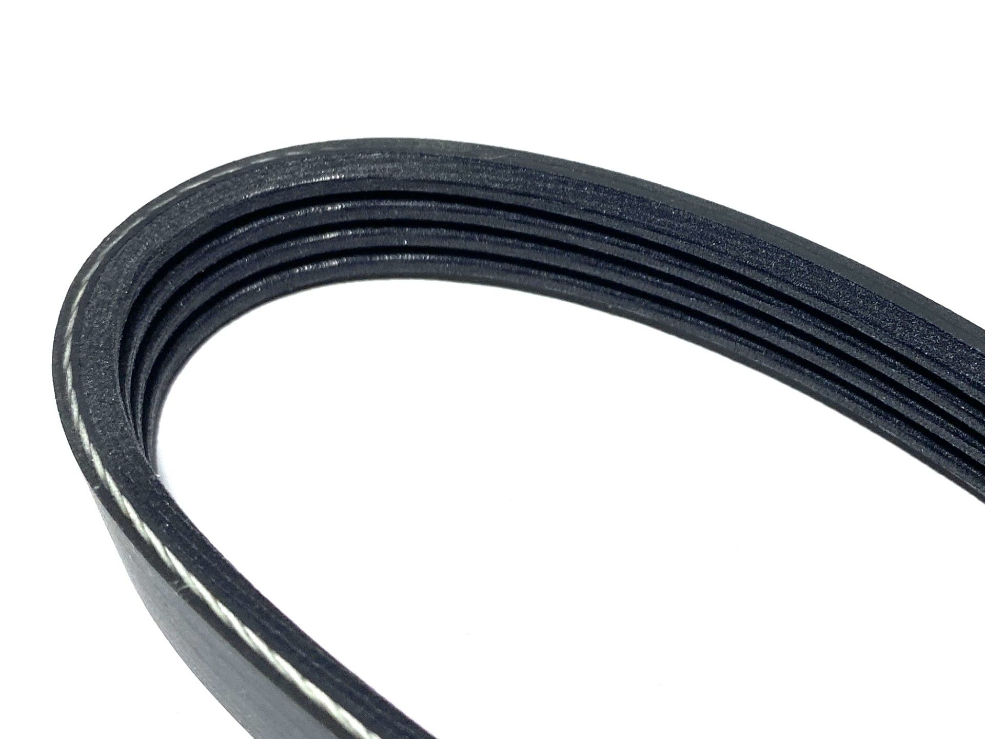 Ремінь ГУРу та кондиціонера 4PK1025 Chery DAYCO