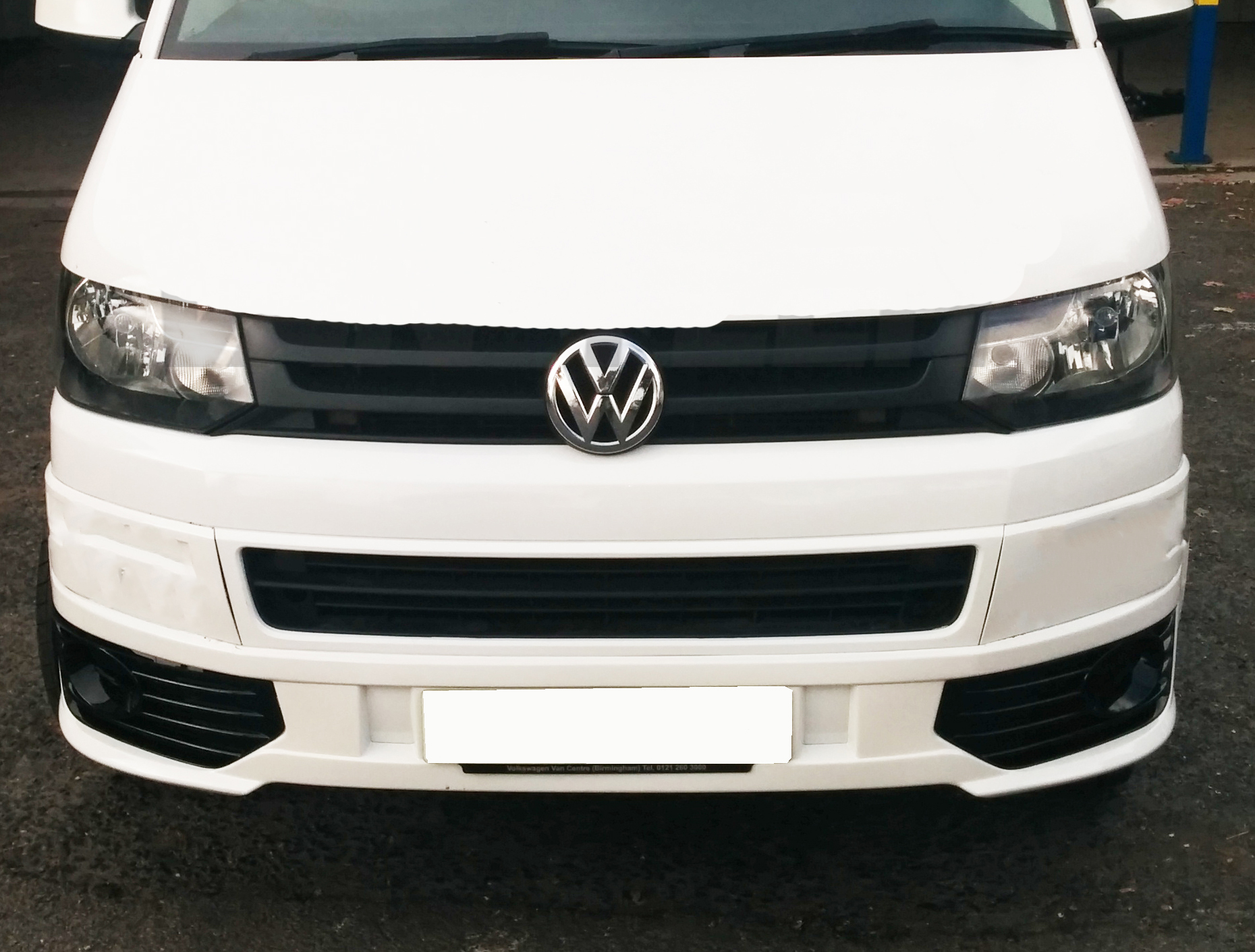 Накладка на передній бампер для Volkswagen T5 2010-2015 рр
