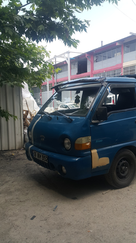 Козирьок на лобове скло (чорний глянець, 5мм) для Hyundai H100