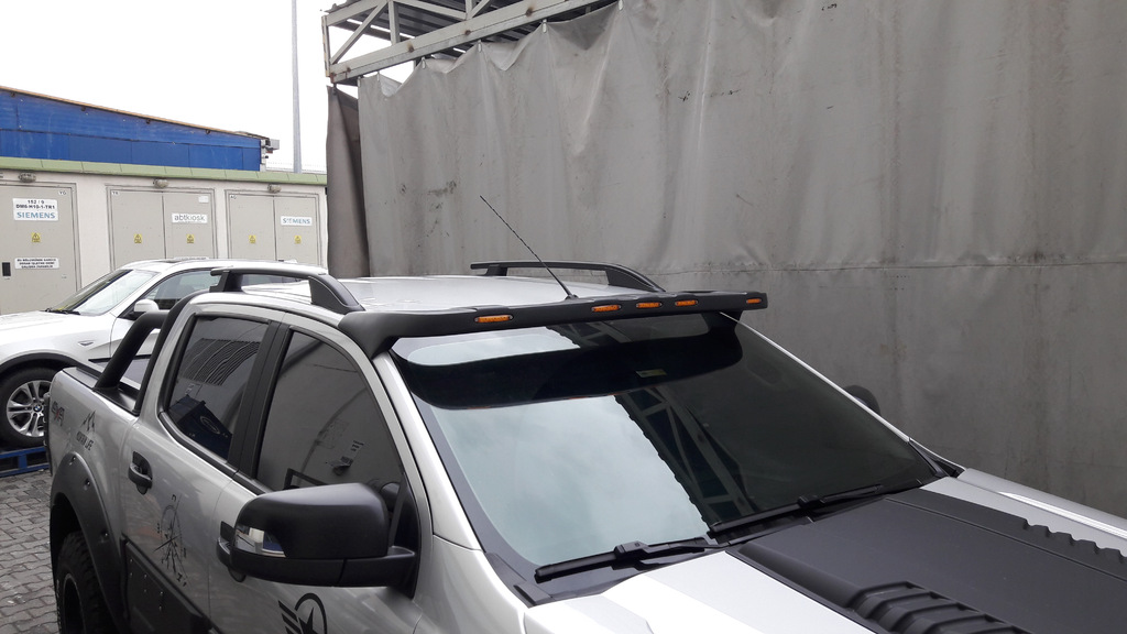 Козирок лобового скла LED V1 для Ford Ranger 2011-2022 рр