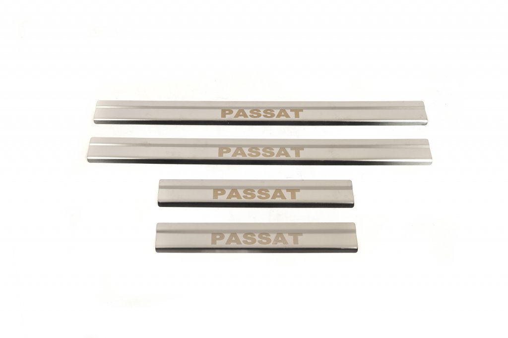 Накладки на пороги Carmos V2 (4 шт, нерж) для Volkswagen Passat B7 2012-2015рр