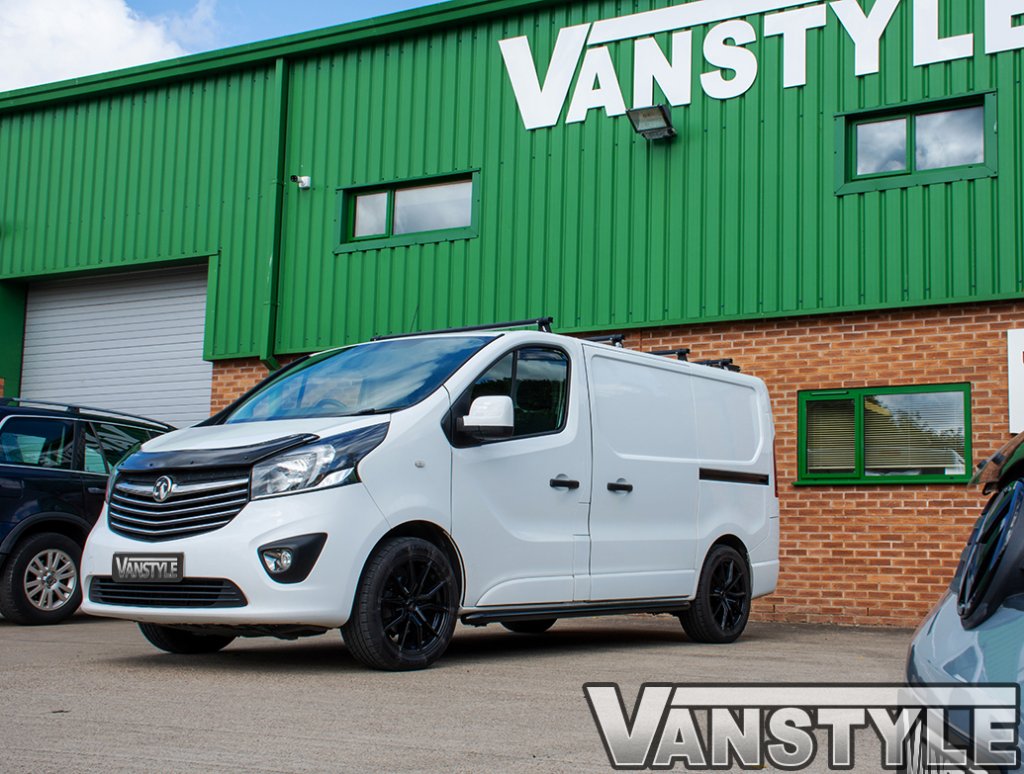 Дефлектор капоту (EuroCap) для Nissan NV300/Primastar 2016-рр