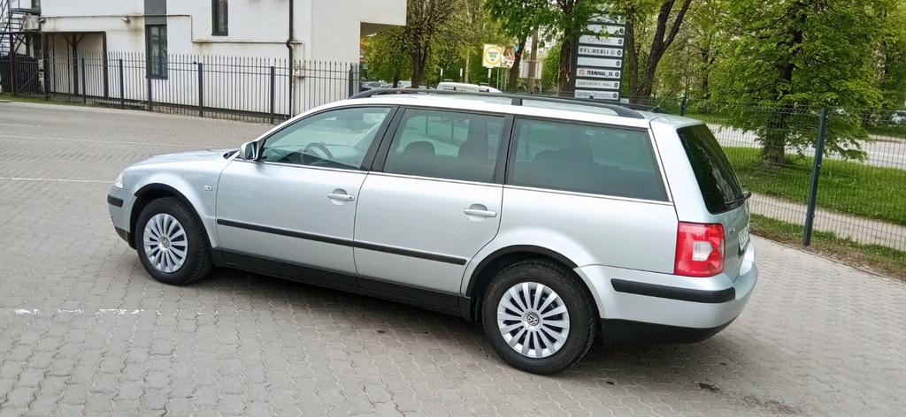 Накладки на арки (4 шт, чорні) Sedan, 2000-2006, ABS для Volkswagen Passat B5 рр