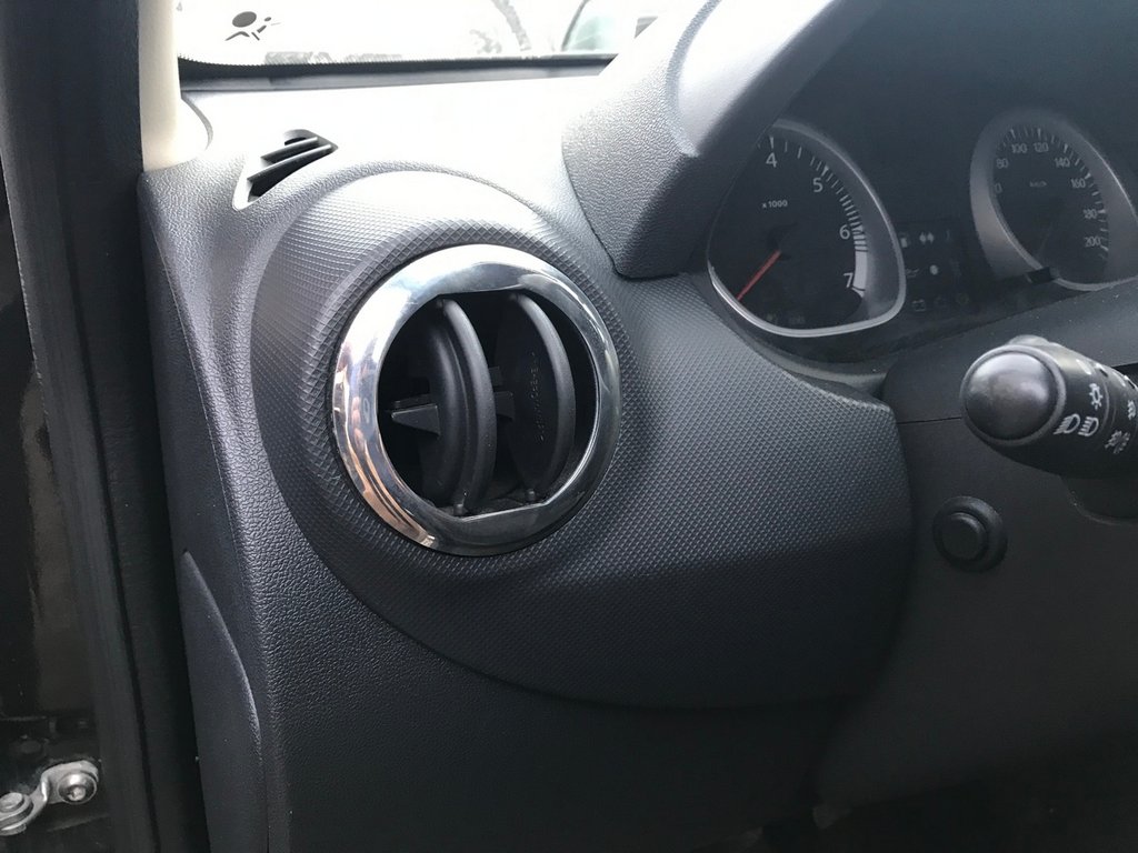 Обведення обдувов салону (4 шт., нерж) для Dacia Duster 2008-2018 рр