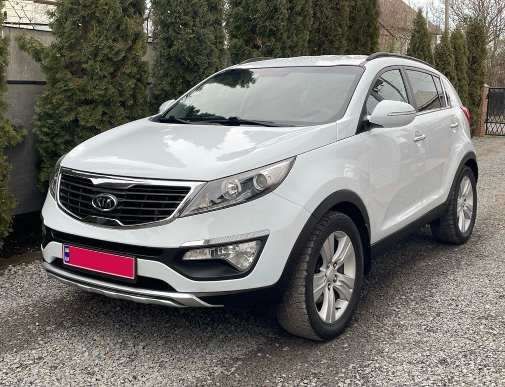 Передня накладка B06 (пластик) для Kia Sportage 2010-2015 рр