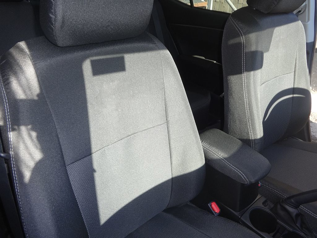 Автомобільні чохли (тканинні, Classik) для Toyota Corolla 2013-2019 рр