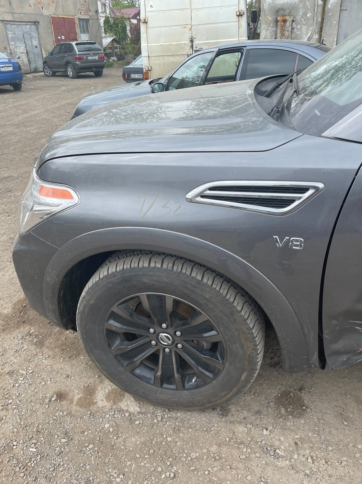 Жабра (ціна за 1шт, оригінал 2019 рік) для Nissan Patrol Y62 2010-2024 рр