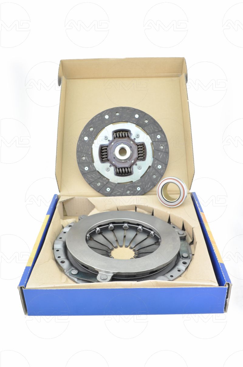 Комплект зчеплення Daewoo Lanos 1,6 (215мм) VALEO