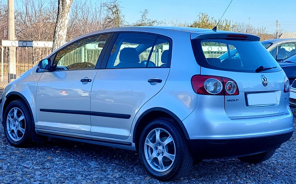Накладки на арки (4 шт, чорні) для Volkswagen Golf Plus 2004-2014 рр