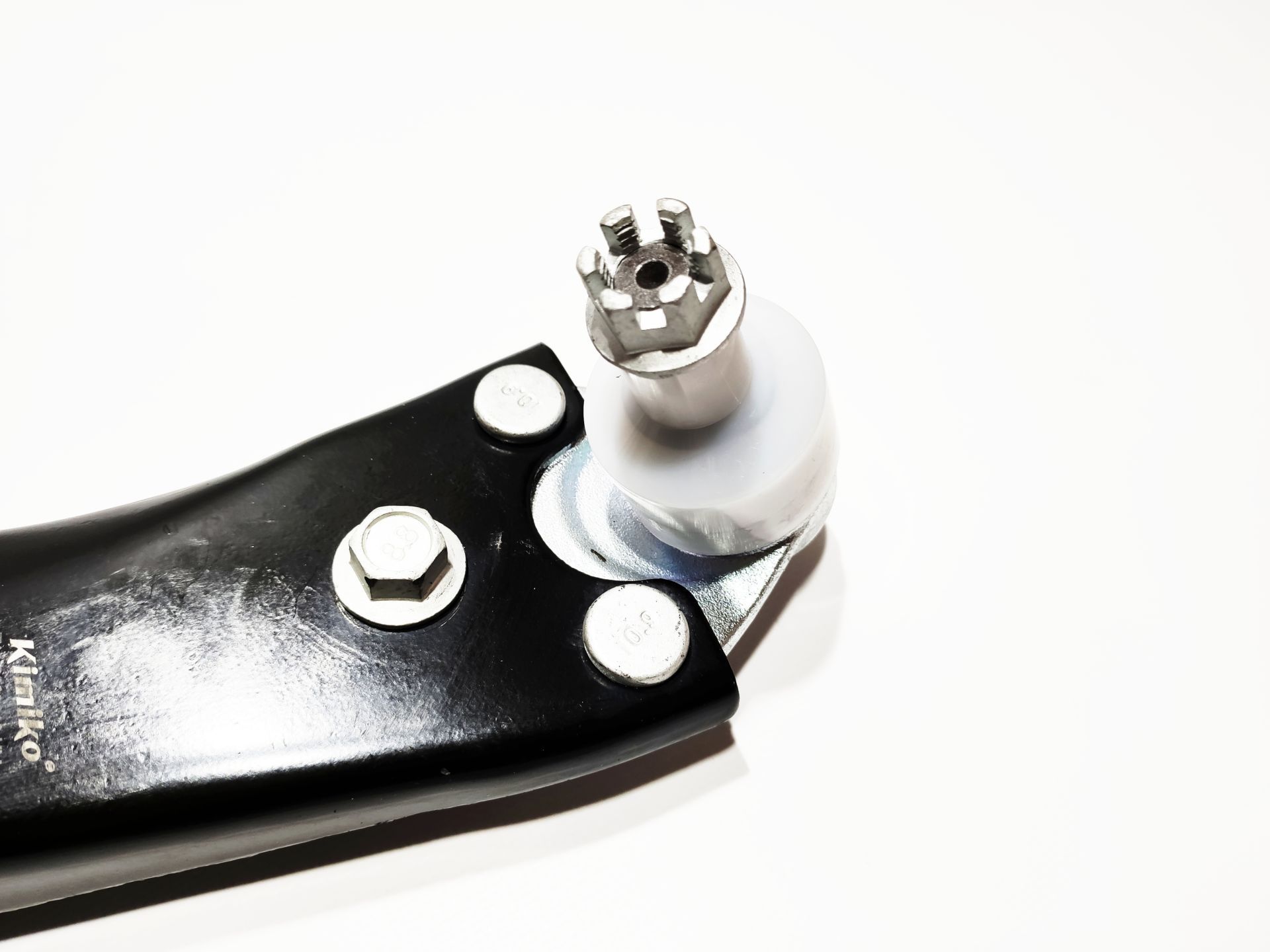 Важіль передній L Lifan X60 KIMIKO