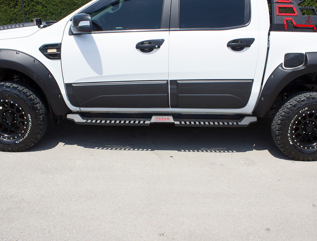 Бокові пороги Dakar V2 без LED (2 шт, метал) для Nissan Navara 2006-2015 рр