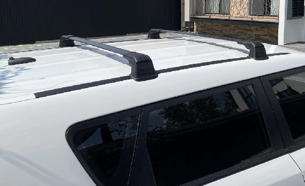 Поперечени у штатні місця під ключ Wingbar V3 (2 шт) чорні для Nissan X-trail T32 / Rogue 2014-2021 рр