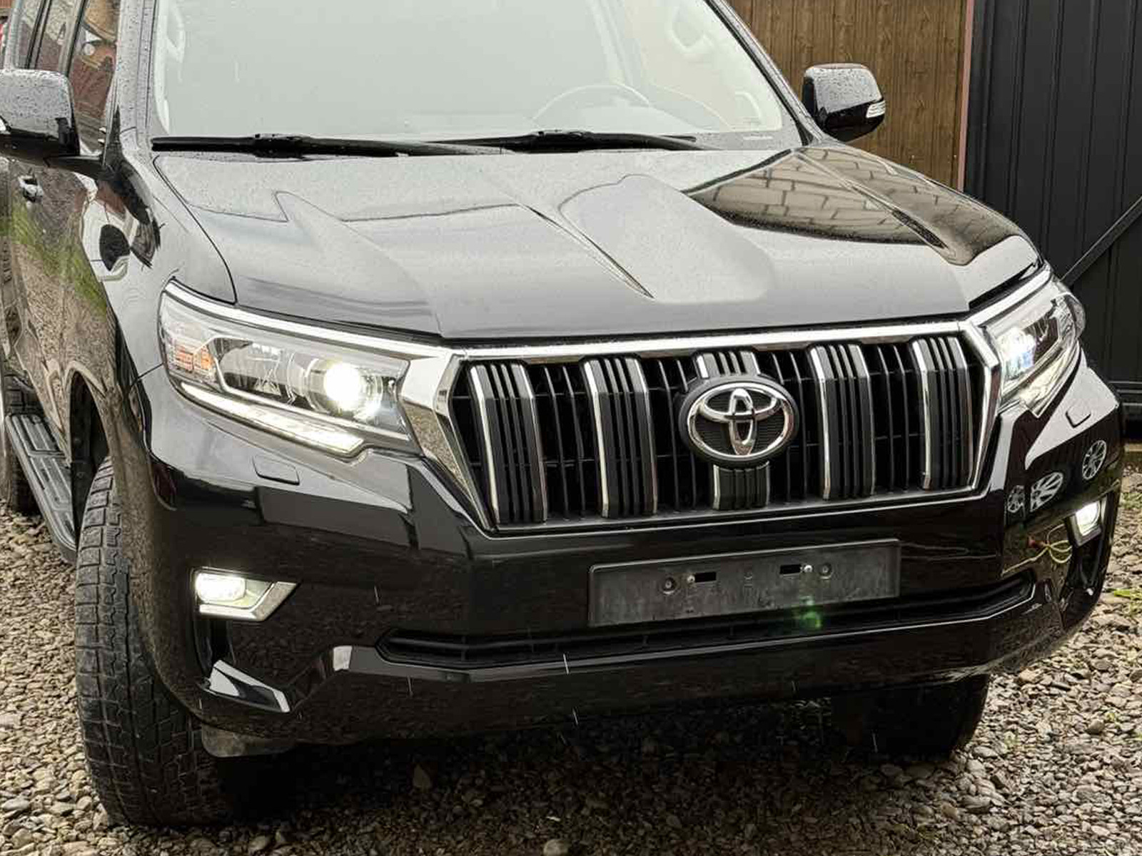 Вії на фари (2 шт., для LED) для Toyota Land Cruiser Prado 150