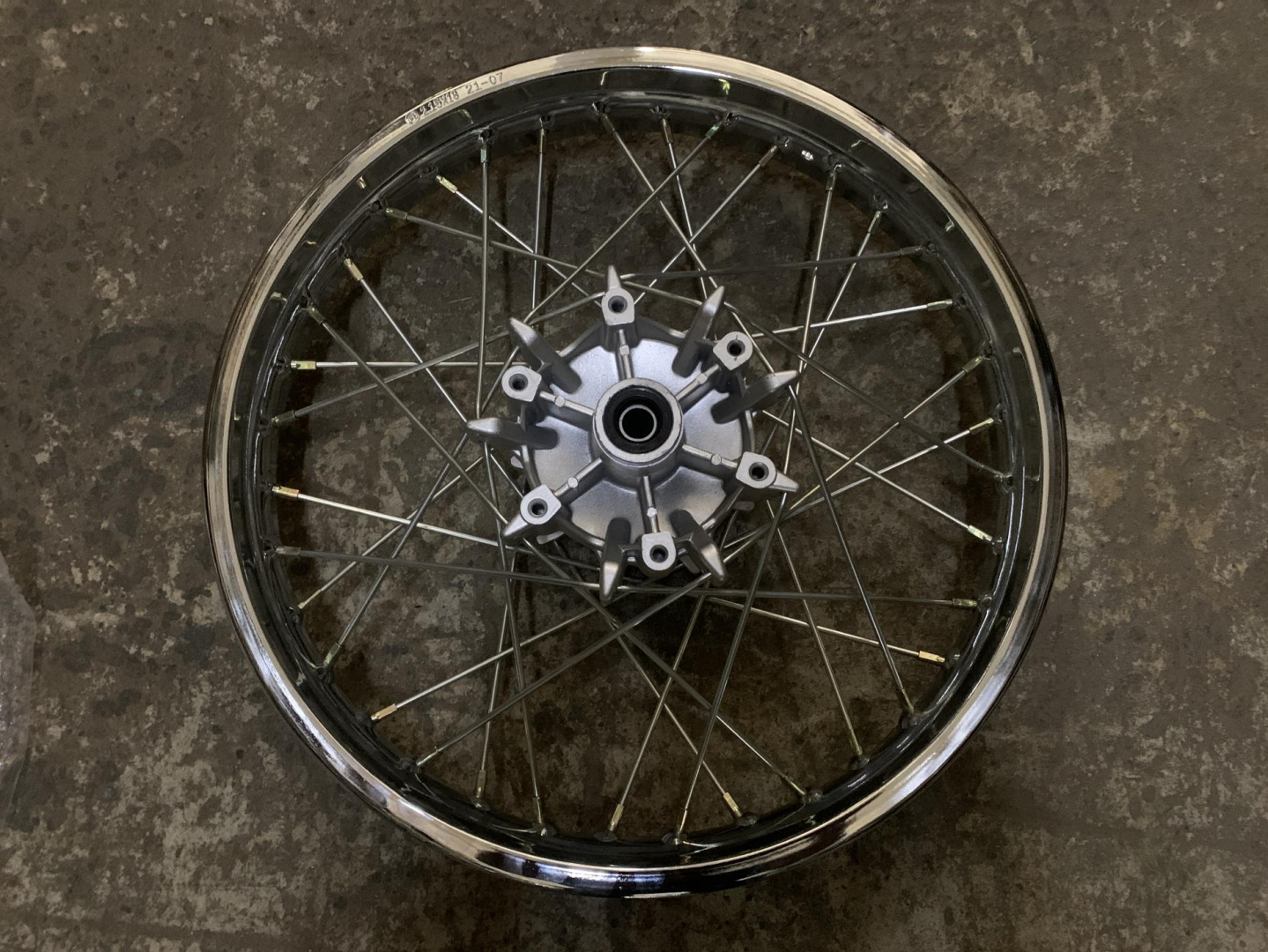 Диск колеса 2,15 * 18 (задний) X-CROSS (sprocet hub=45 PCD6*136,brake disk hub=90) ST