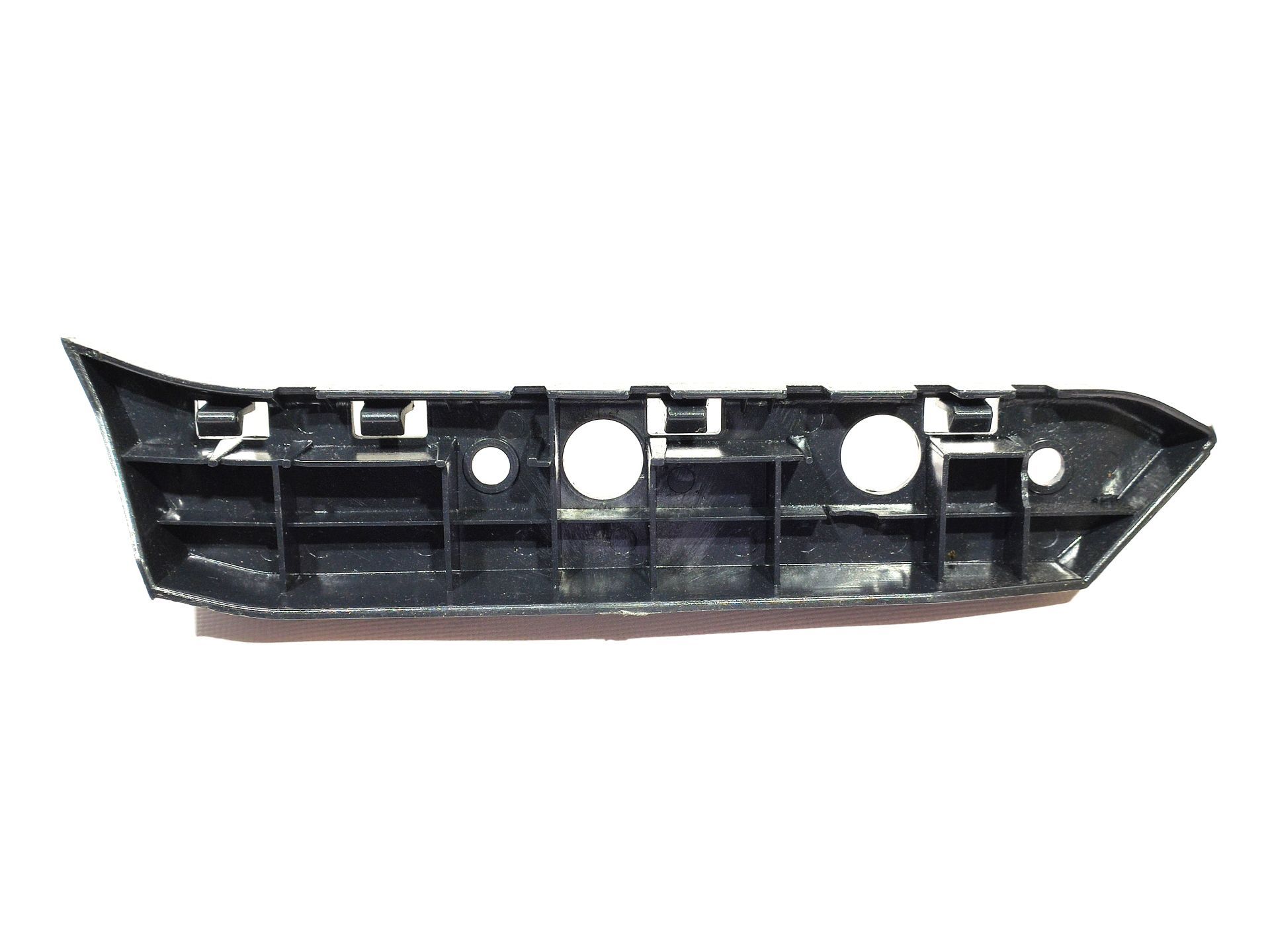 Кронштейн переднього бампера L Chery M11 KLM