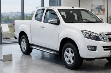 Бокові пороги Line (2 шт., Алюміній) Isuzu D-Max 2011-2019 рр.
