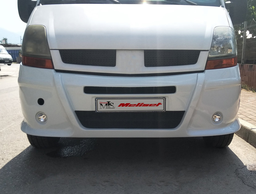 Передній бампер (накладка, під фарбування) для Nissan Interstar 2002-2010 рр
