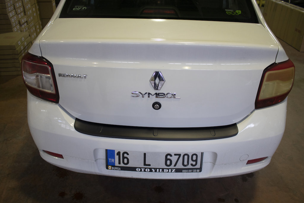 Накладка на задній бампер EuroCap (ABS) для Renault Logan II 2013-2022 рр