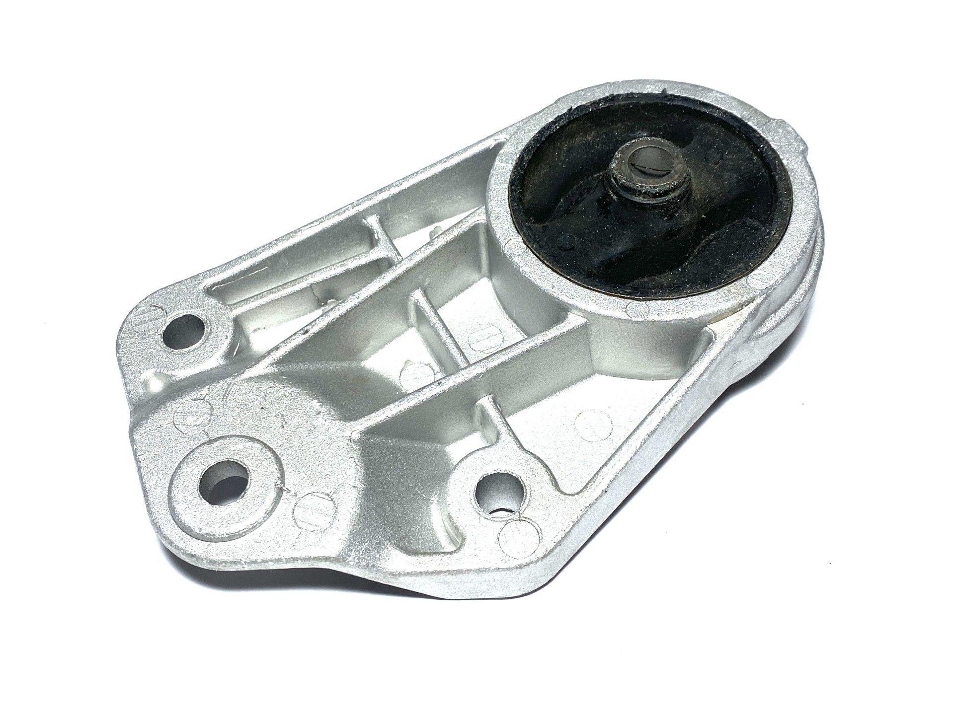Подушка двигуна задня Chery Jaggi 1.3L KLM