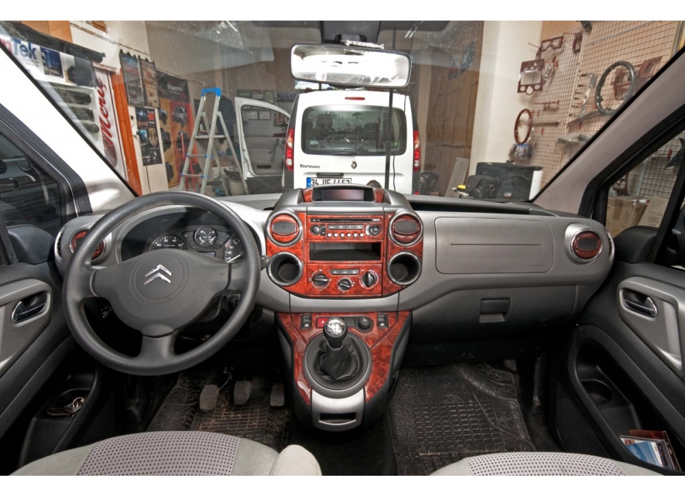 Накладки на панель Дерево для Citroen Berlingo 2008-2018 рр
