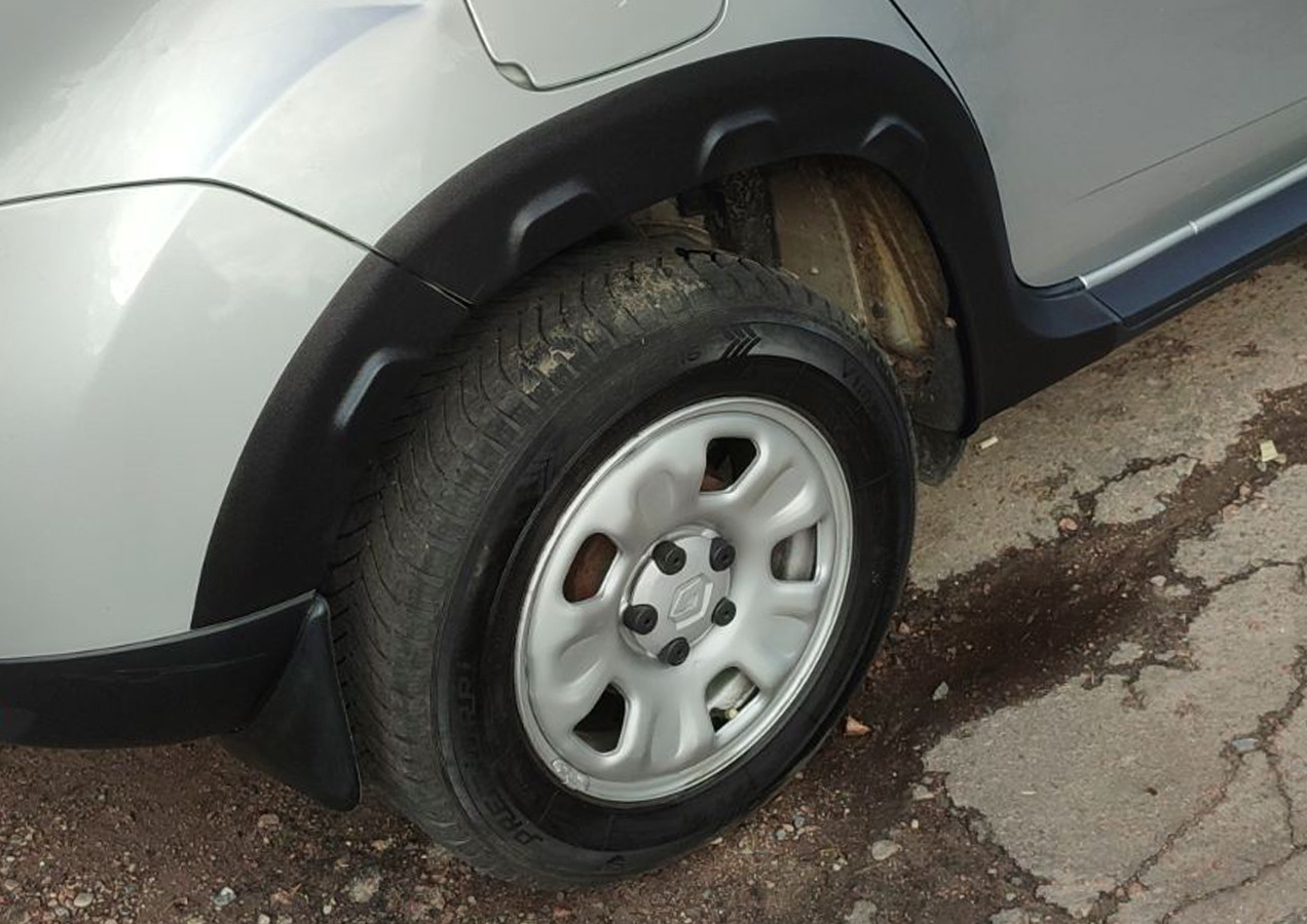 Розширювачі арок з виступами (8 шт, ABS) DDU - Україна для Renault Duster 2008-2017 рр