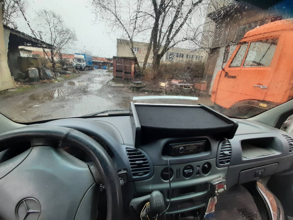 Полиця на панель (2000-2006, тип-1) CDI для Mercedes Sprinter W901/902/903/904/905 рр