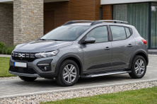 Бокові пороги Line (2 шт., Алюміній) Dacia Sandero 2021- рр.