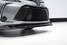 Передня лип накладка V1 (чорна) Toyota Corolla 2019- рр.